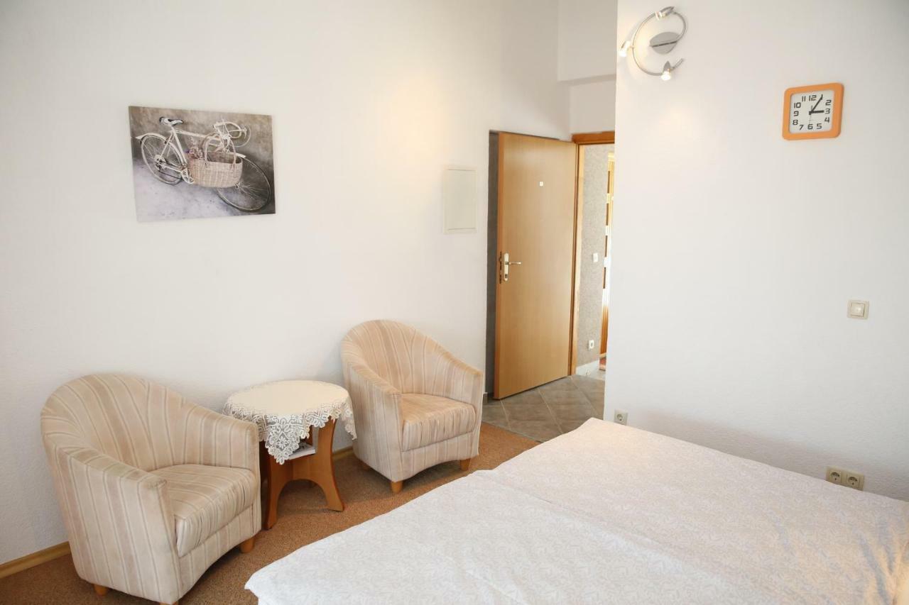Apartments Katarine Zrinske Vodice Exterior foto